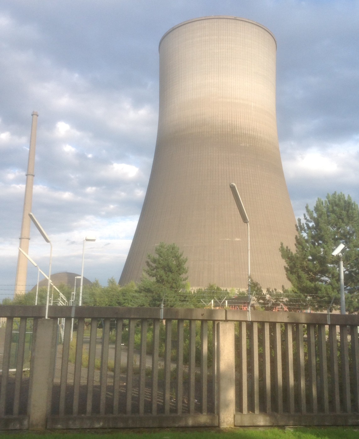Wer zahlt den Rückbau der Atomkraftwerke ?