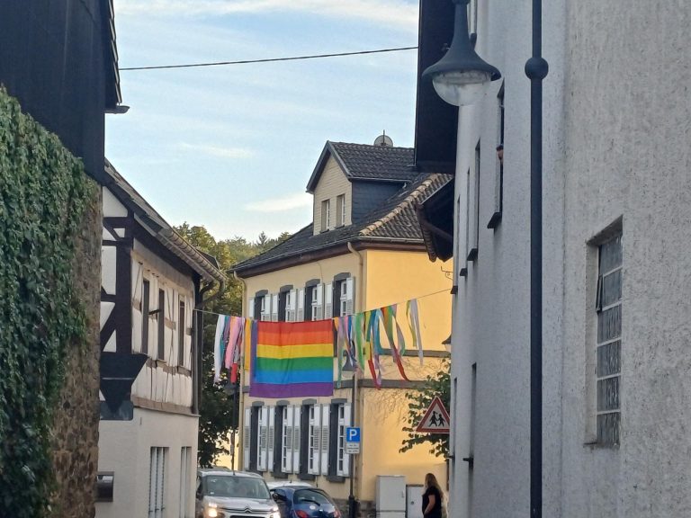 Mahnwache für Vielfalt und Demokratie in der Verbandsgemeinde Bad Breisig ein erneuter Erfolg