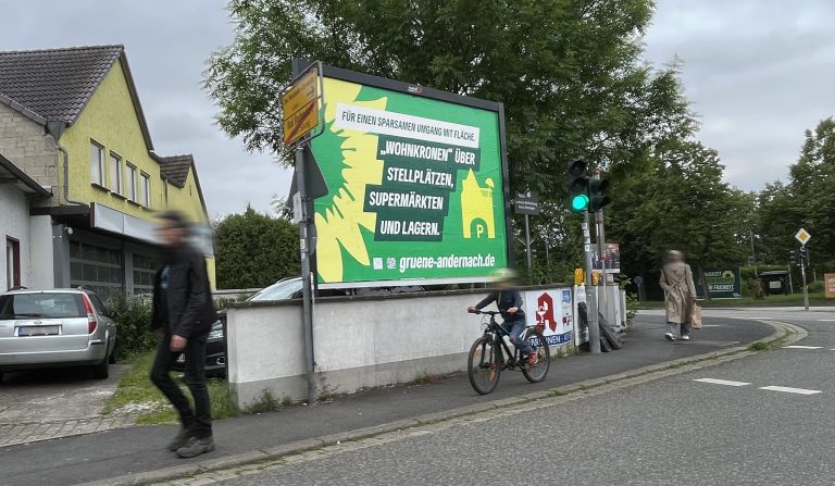 Plakat-Roulette bei den Grünen: Wahlplakat aus Andernach landete in Bad Bodendorf