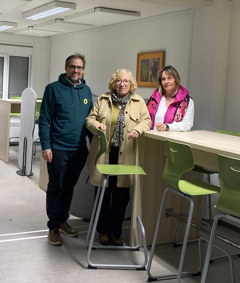 GRÜNE besuchen Ahrtalschule Altenahr – Gespräche über Ganztagsschule und Wiederaufbau